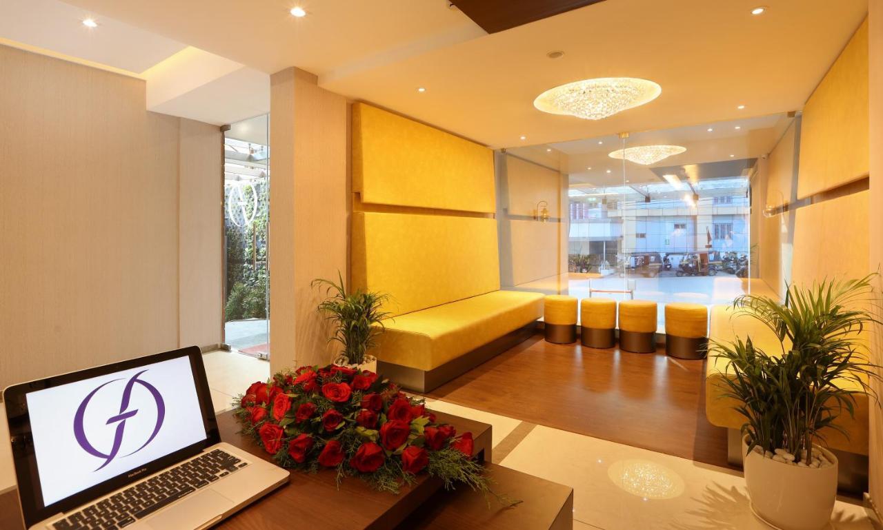 מלון Kochi Flora Charishma Residency Aluva מראה חיצוני תמונה